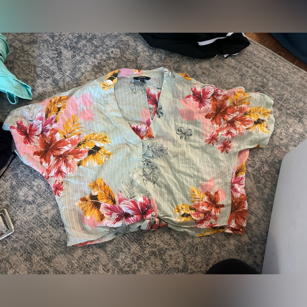Express Floral Crop Top in Mint Green with Pink & Yellow Flowers